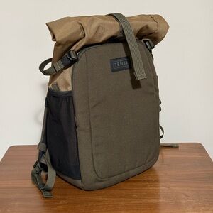 Tenba Fulton V2 14L - tan/olive